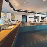 Hotel Factory *